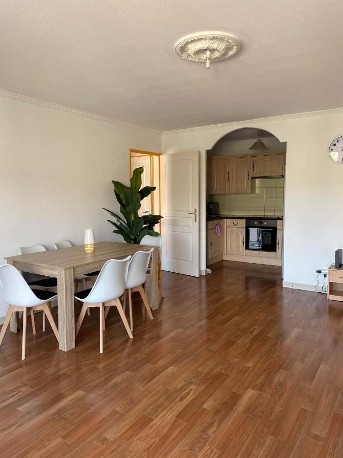 Chhun Apartment Draguignan Exterior photo